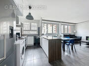 Appartement à SAINT-MAURICE