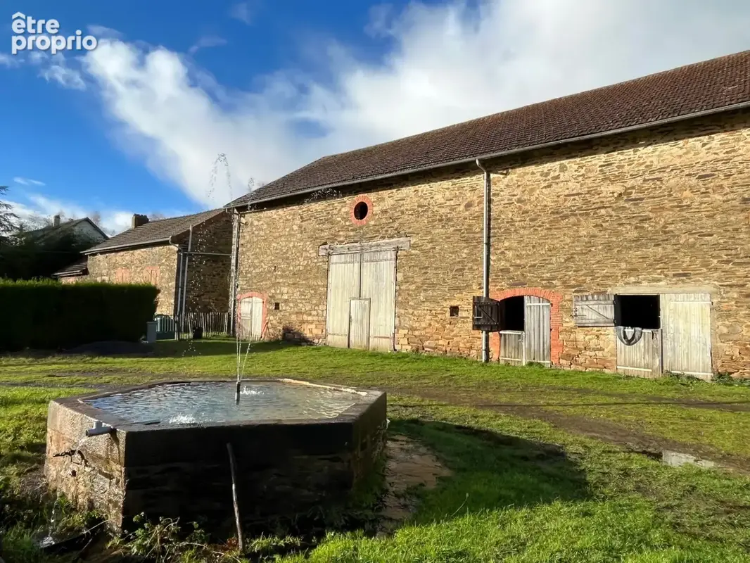 Maison en pierres avec belle grange et terrain - photo 14
