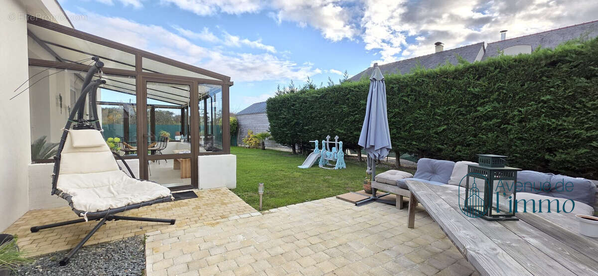 Maison à SAINT-JEAN-DE-LINIERES