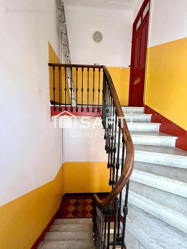 Appartement 217 m² à Toulon  - photo 9