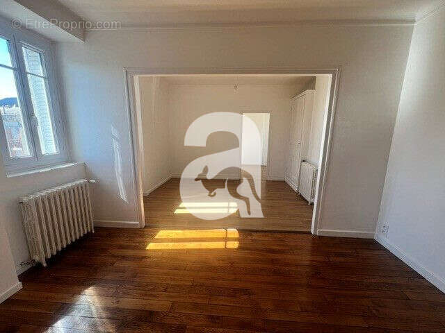 Appartement 80 m² à Soissons  - photo 2