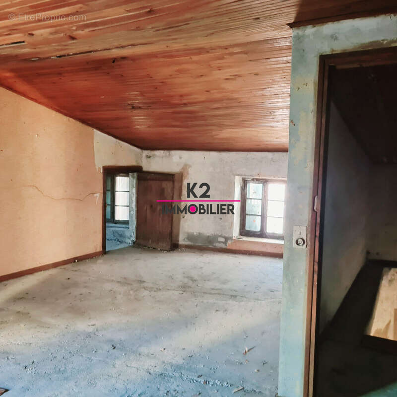 Appartement à SAUZET
