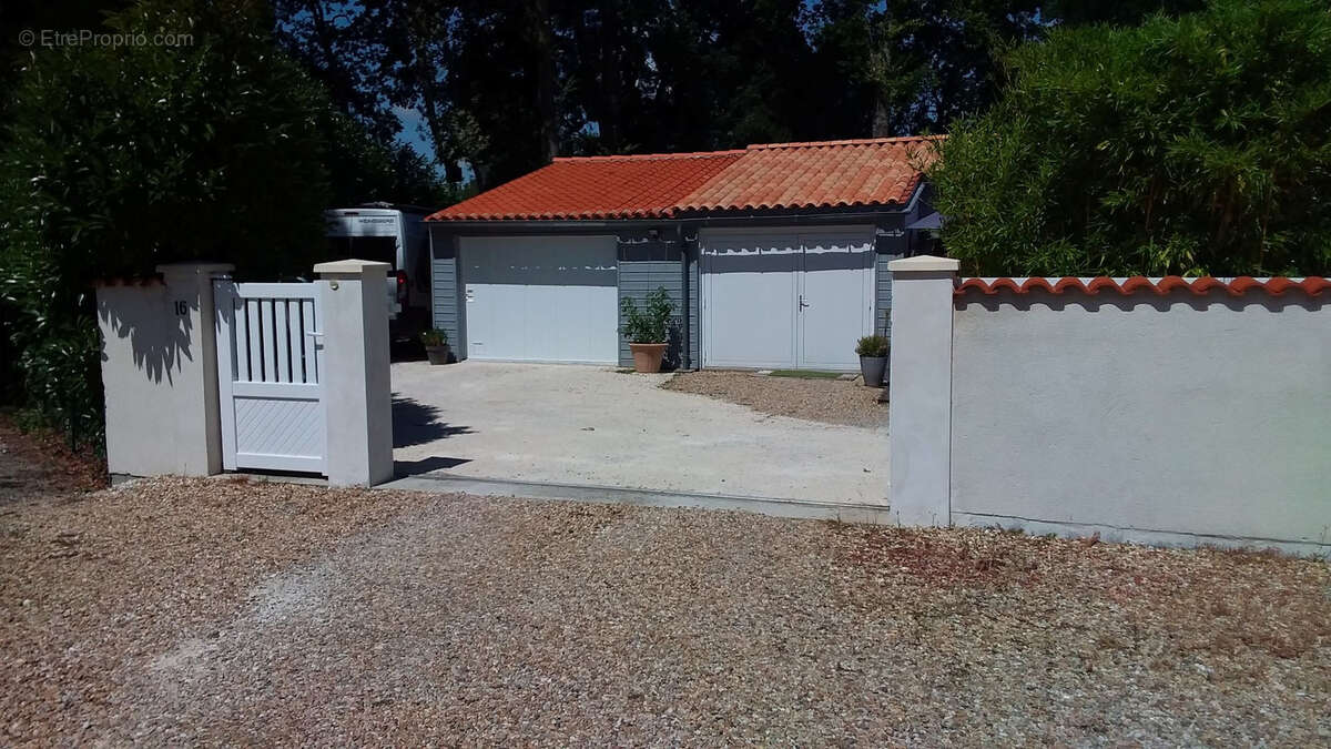 Maison à SAINT-GEORGES-DE-DIDONNE