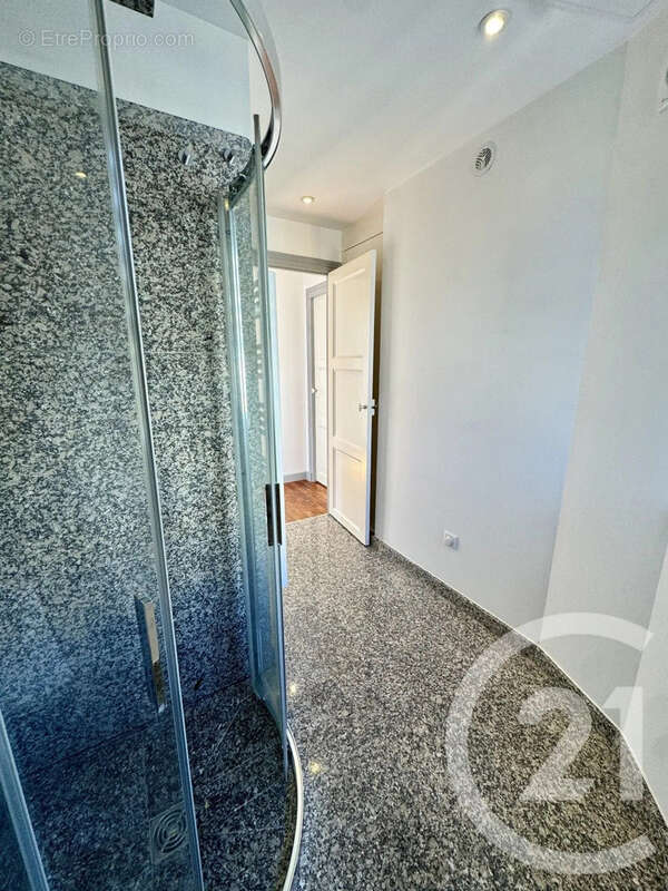 Appartement à FONTAINEBLEAU