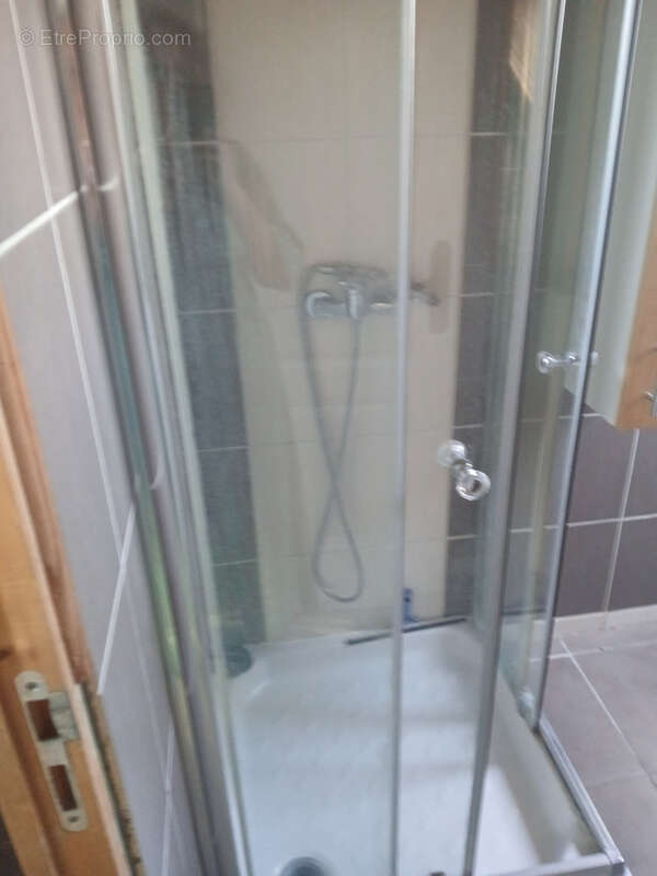 Appartement à JOUY-LE-CHATEL