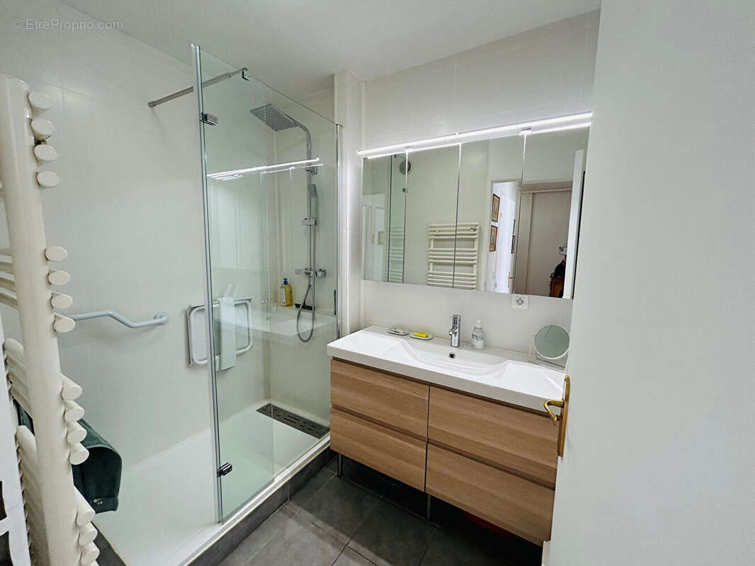 Appartement à NOGENT-SUR-MARNE