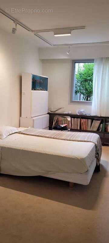 Appartement à PARIS-10E