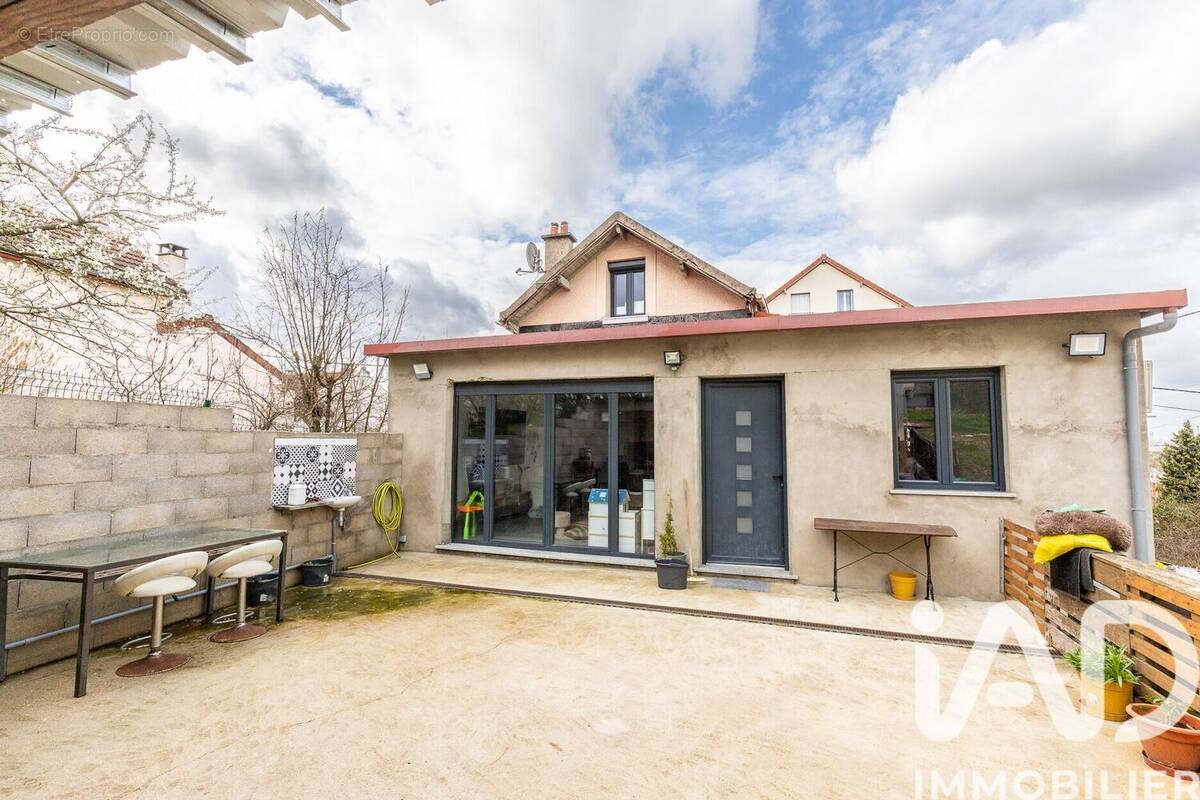 Photo 1 - Maison à VILLENEUVE-SAINT-GEORGES