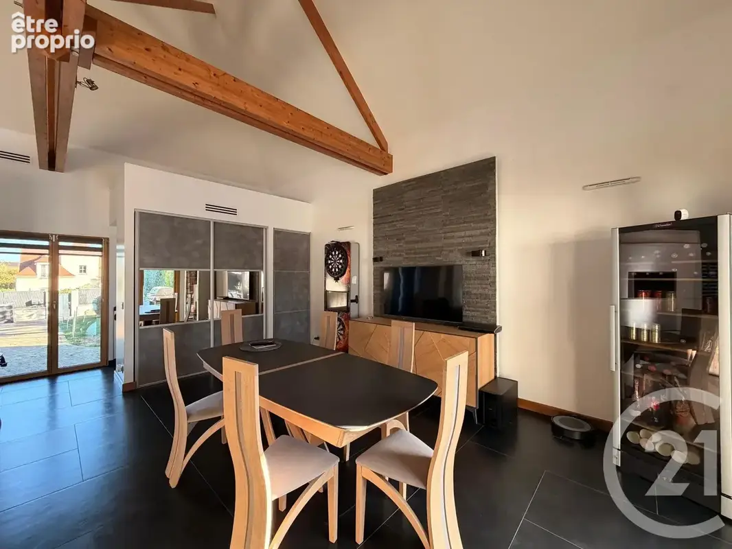 Maison 6 pièces 190 m² à vendre à Saint-Mard (77230) - photo 4