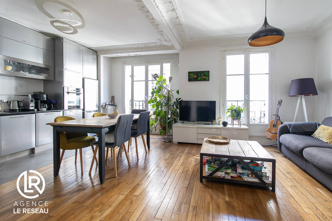 Appartement à PARIS-15E