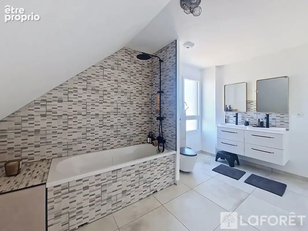 Maison Colombier Fontaine 4 pièce(s) 122 m2 - photo 3