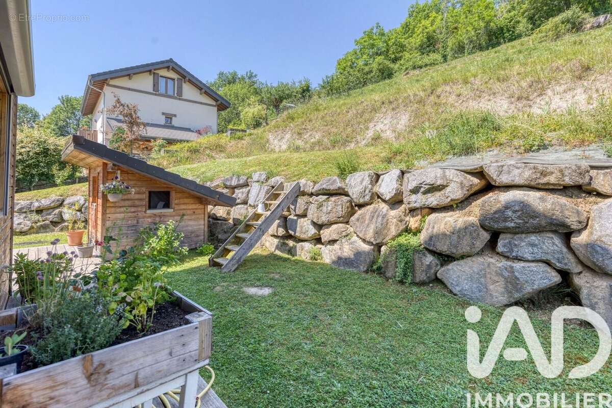 Maison 146 m² à Villard-Sallet  - photo 6