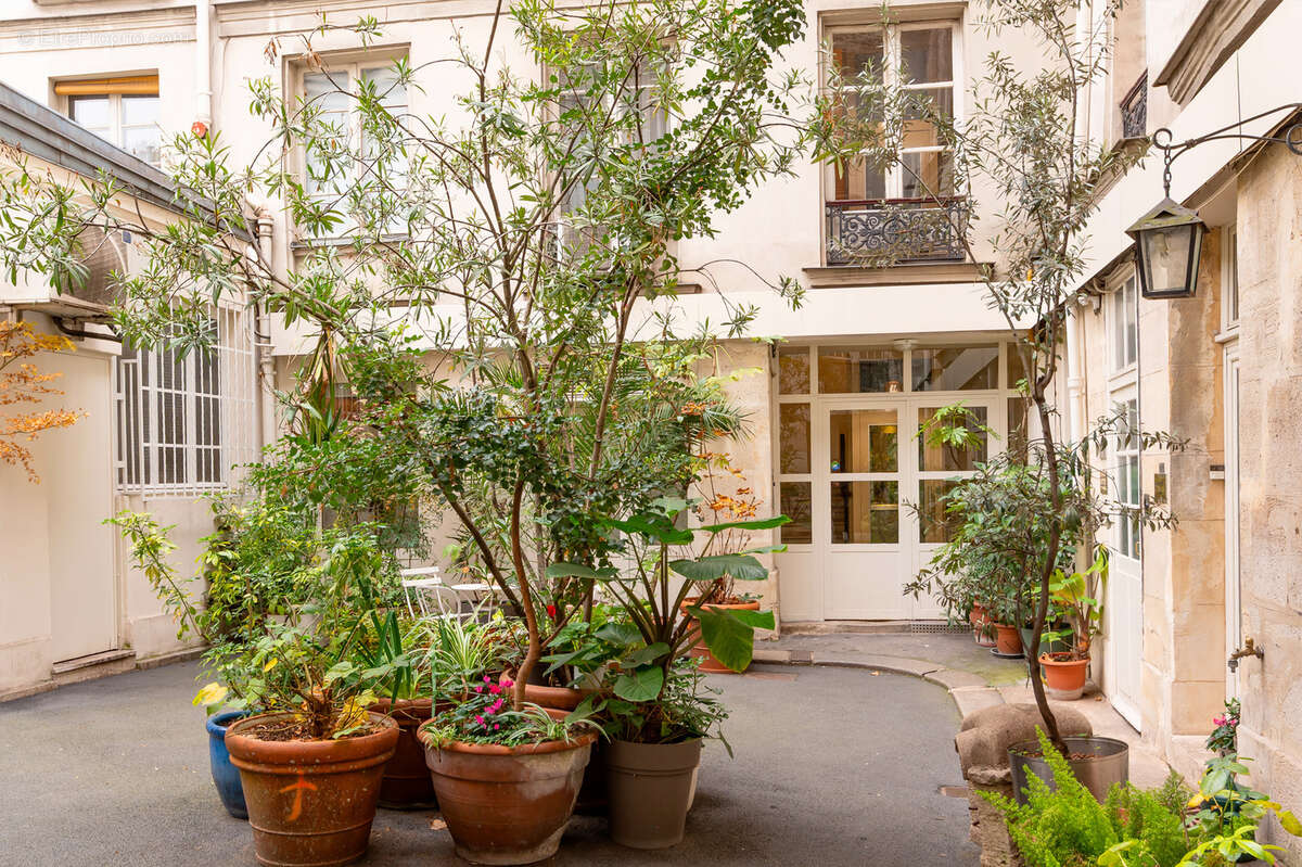 Appartement à PARIS-4E