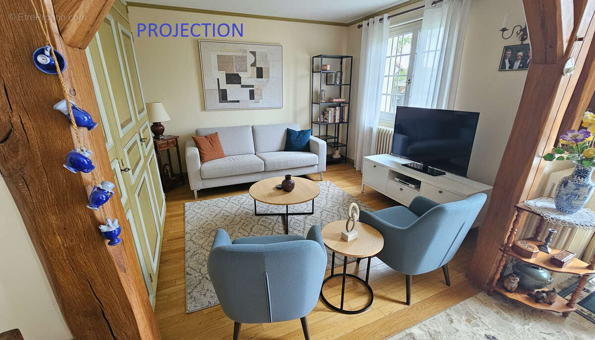 Maison à HOUDAN