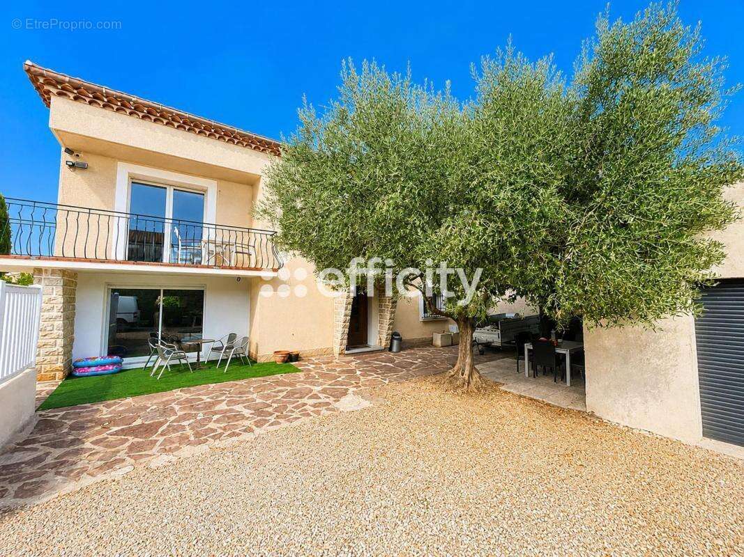 Maison 170 m² à Baillargues  - photo 7