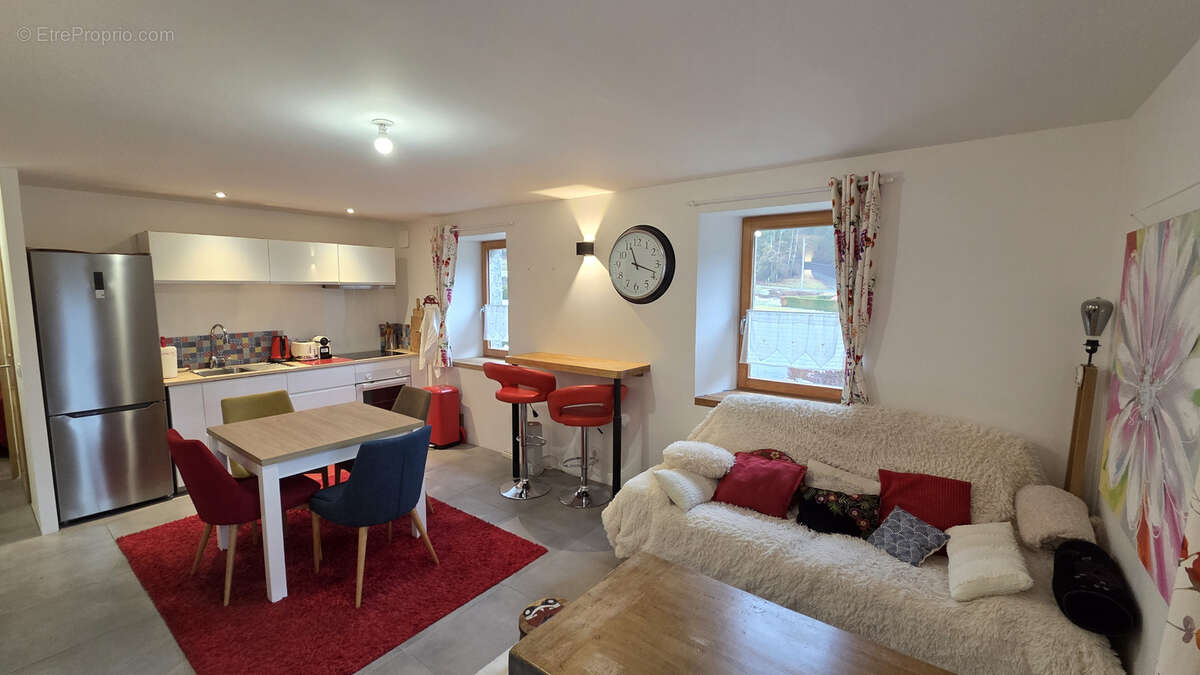 Appartement à MARNAZ