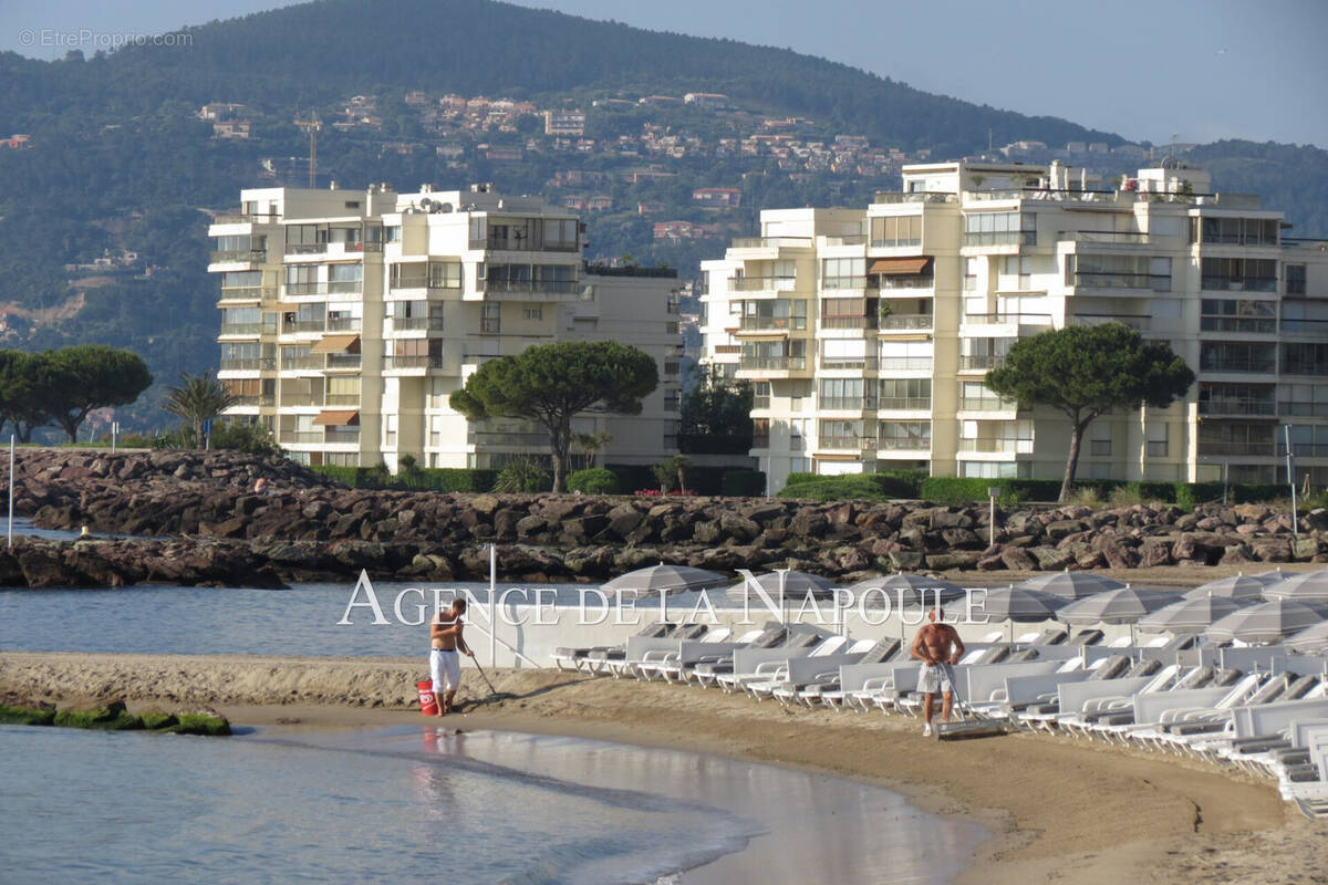 Appartement à MANDELIEU-LA-NAPOULE