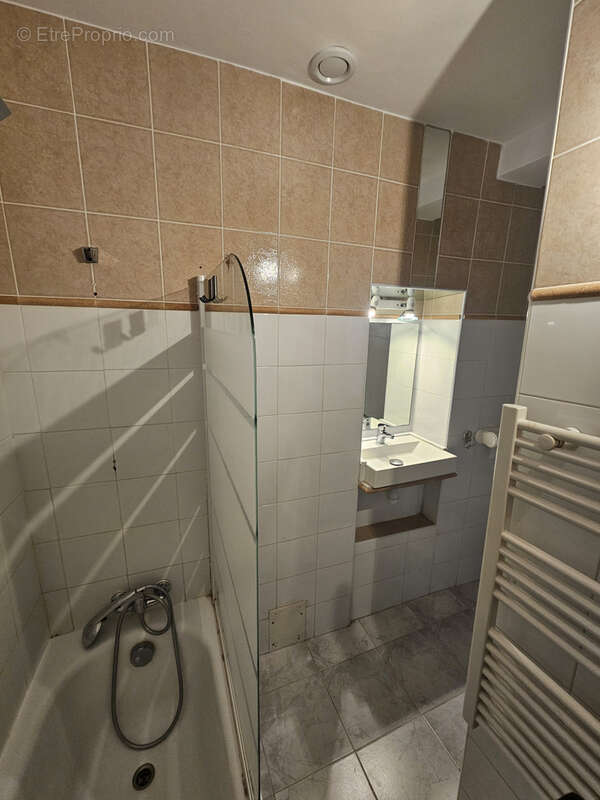 Maison à SAINT-JEANNET