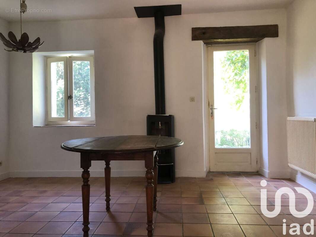Maison 149 m² à Blan  - photo 4