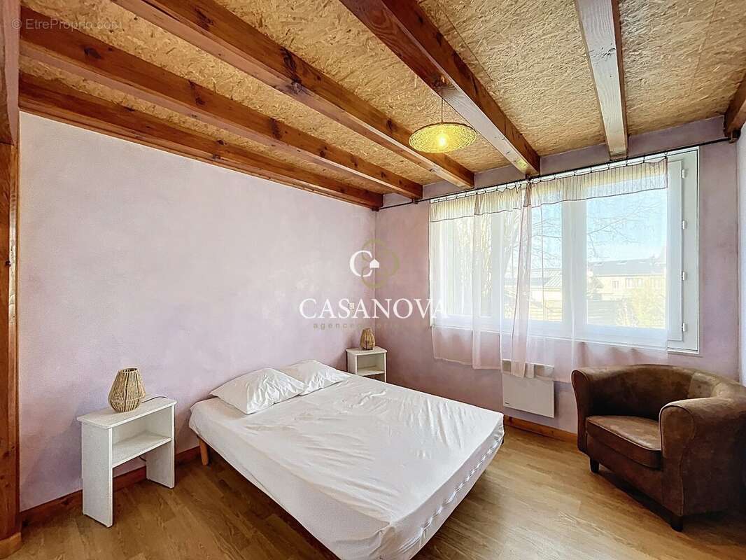 Maison à LA SALVETAT-SUR-AGOUT