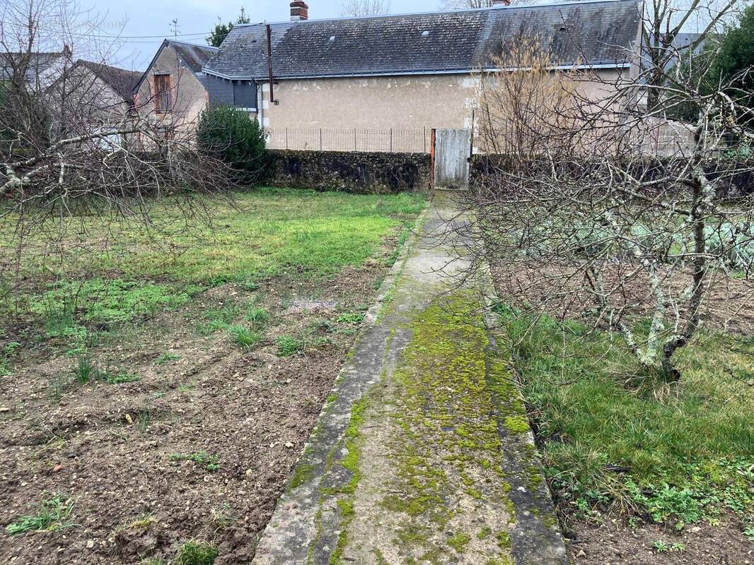 Photo 1 - Terrain à NOTRE-DAME-D'OE