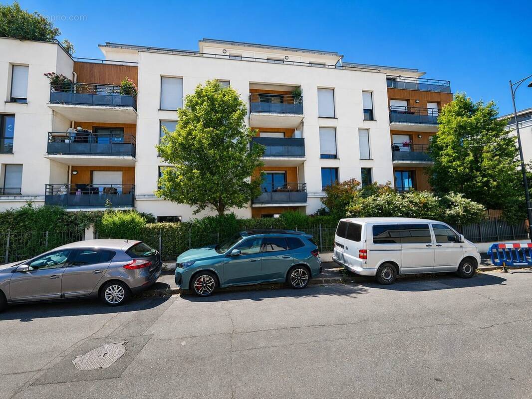 Appartement à MAISONS-ALFORT