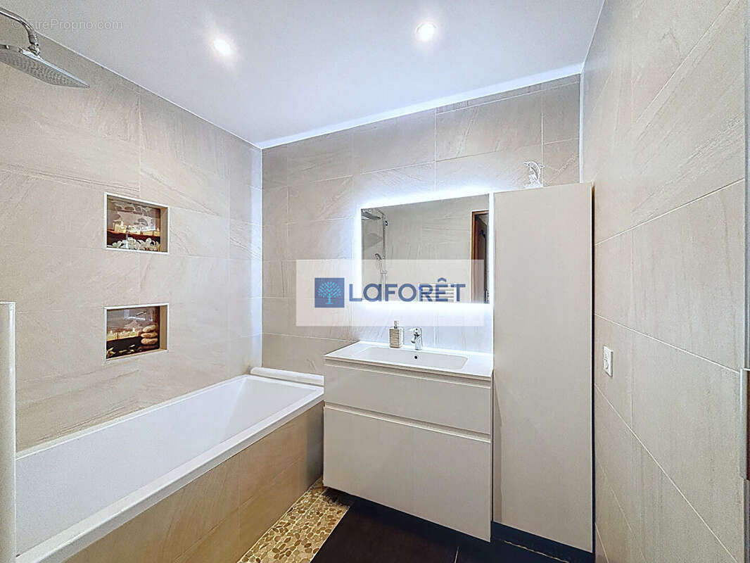 Appartement à CHENNEVIERES-SUR-MARNE