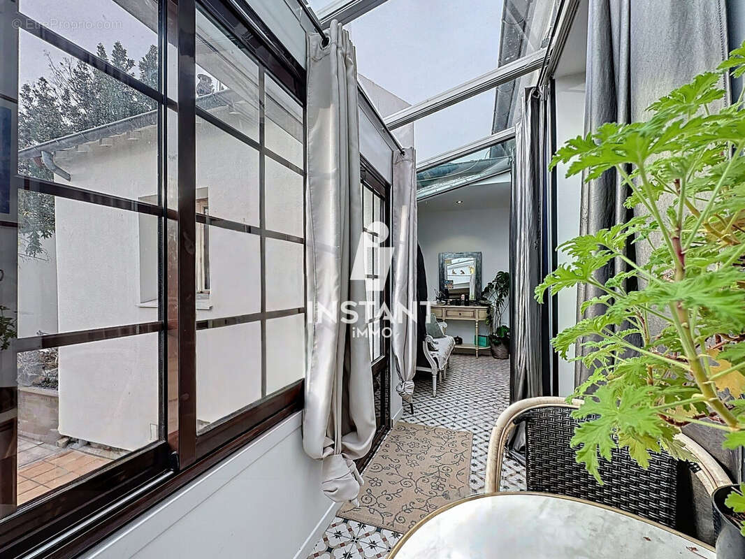 Maison à LE PERREUX-SUR-MARNE