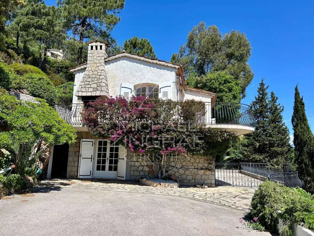 Maison à THEOULE-SUR-MER