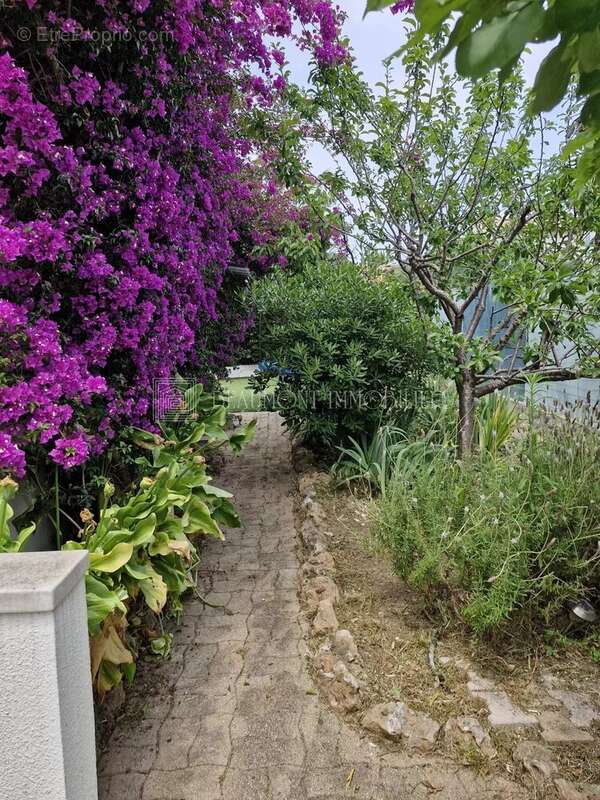 Maison à CAGNES-SUR-MER