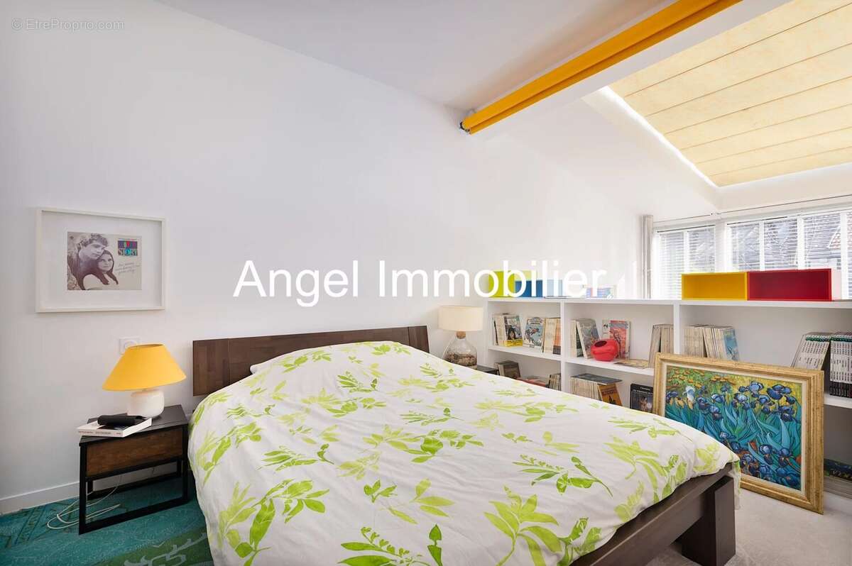 Appartement à PARIS-14E