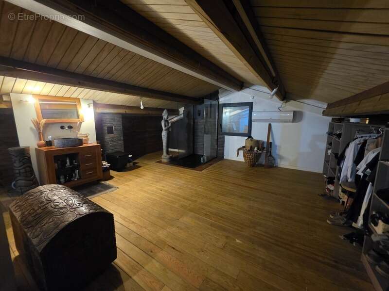 Maison à BAIE-MAHAULT