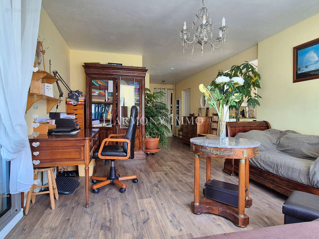 Appartement à FONTAINES-SUR-SAONE