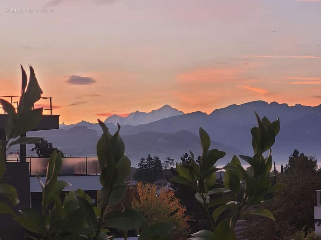 Appartement à VETRAZ-MONTHOUX