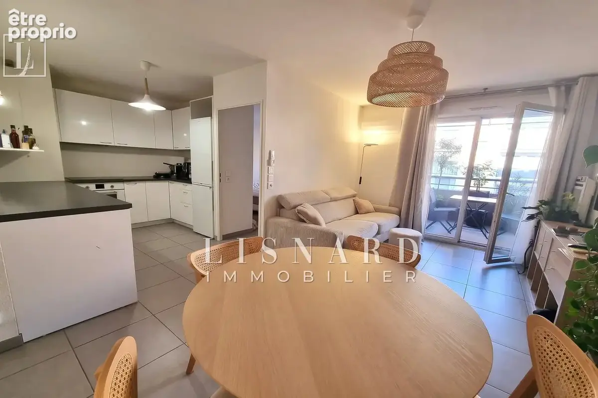 Appartement 2 pièces 42 m² à vendre à Vallauris (06220) - photo 2