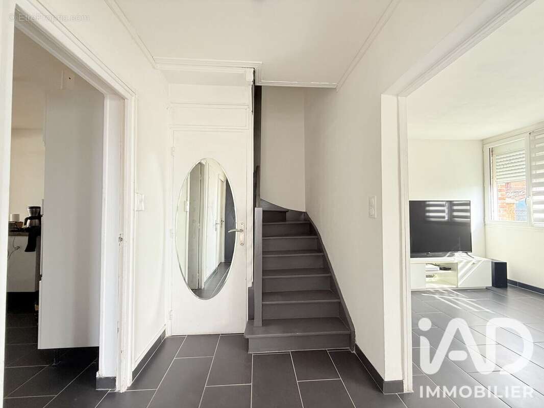 Maison 103 m² à Erre  - photo 2