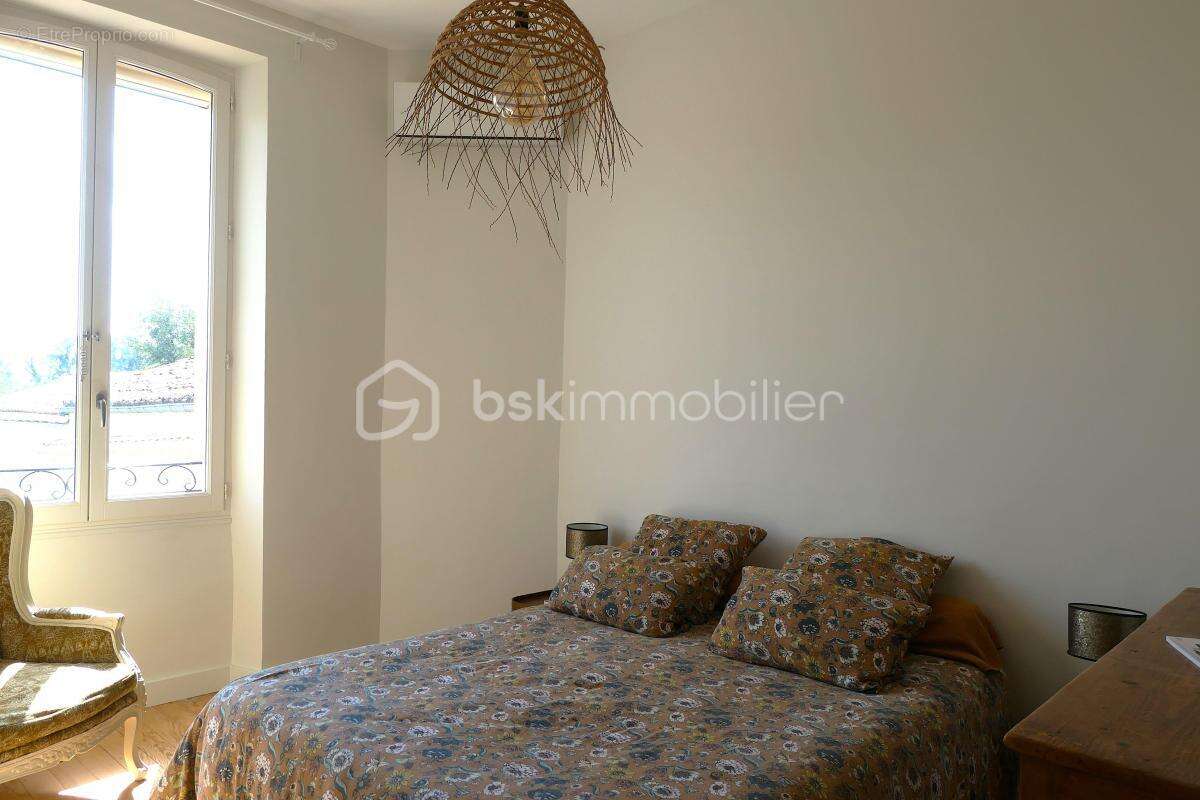 Maison à RIBAUTE-LES-TAVERNES