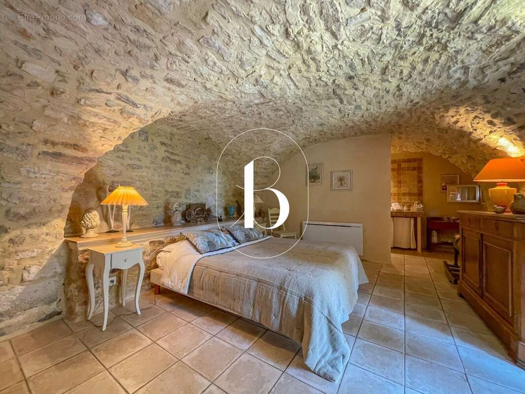 Maison à UZES