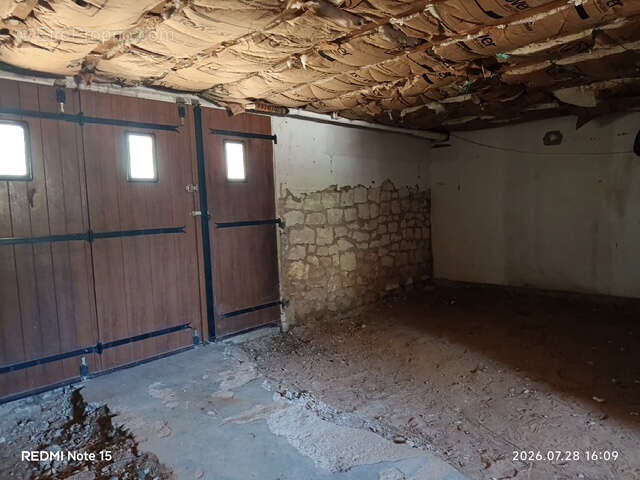 Pavillon sur sous-sol - 2 chambres - garage - terrain - photo 7