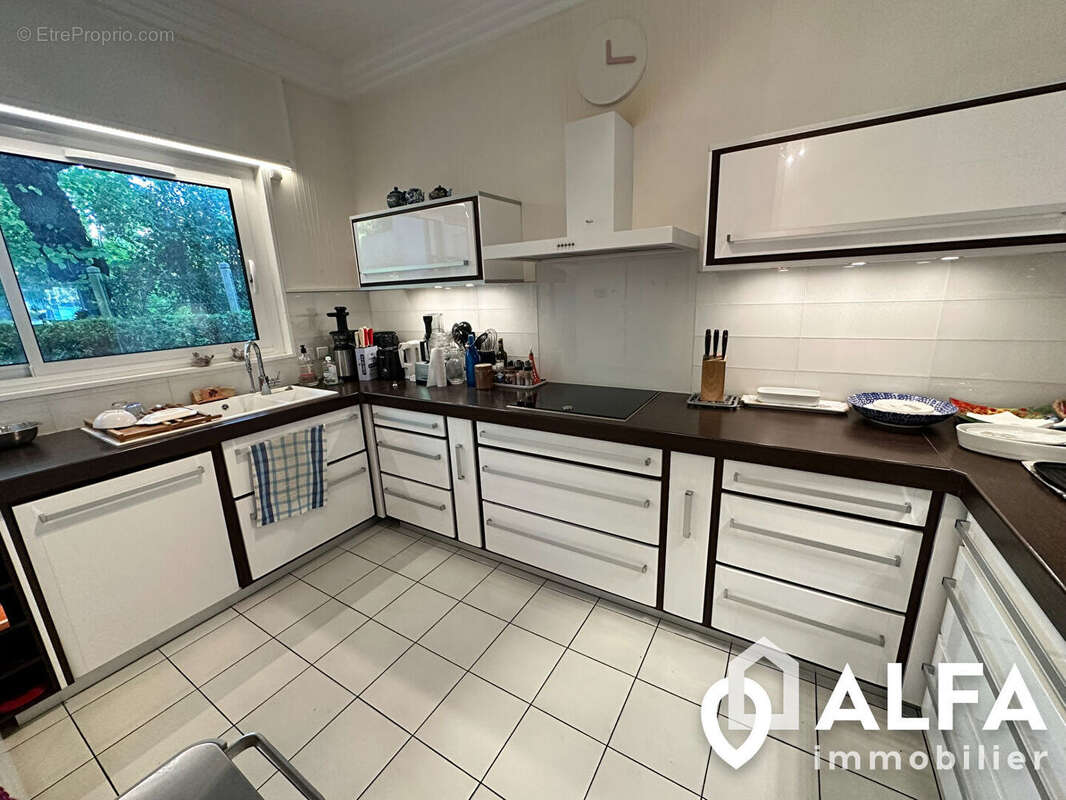 Appartement à ENGHIEN-LES-BAINS