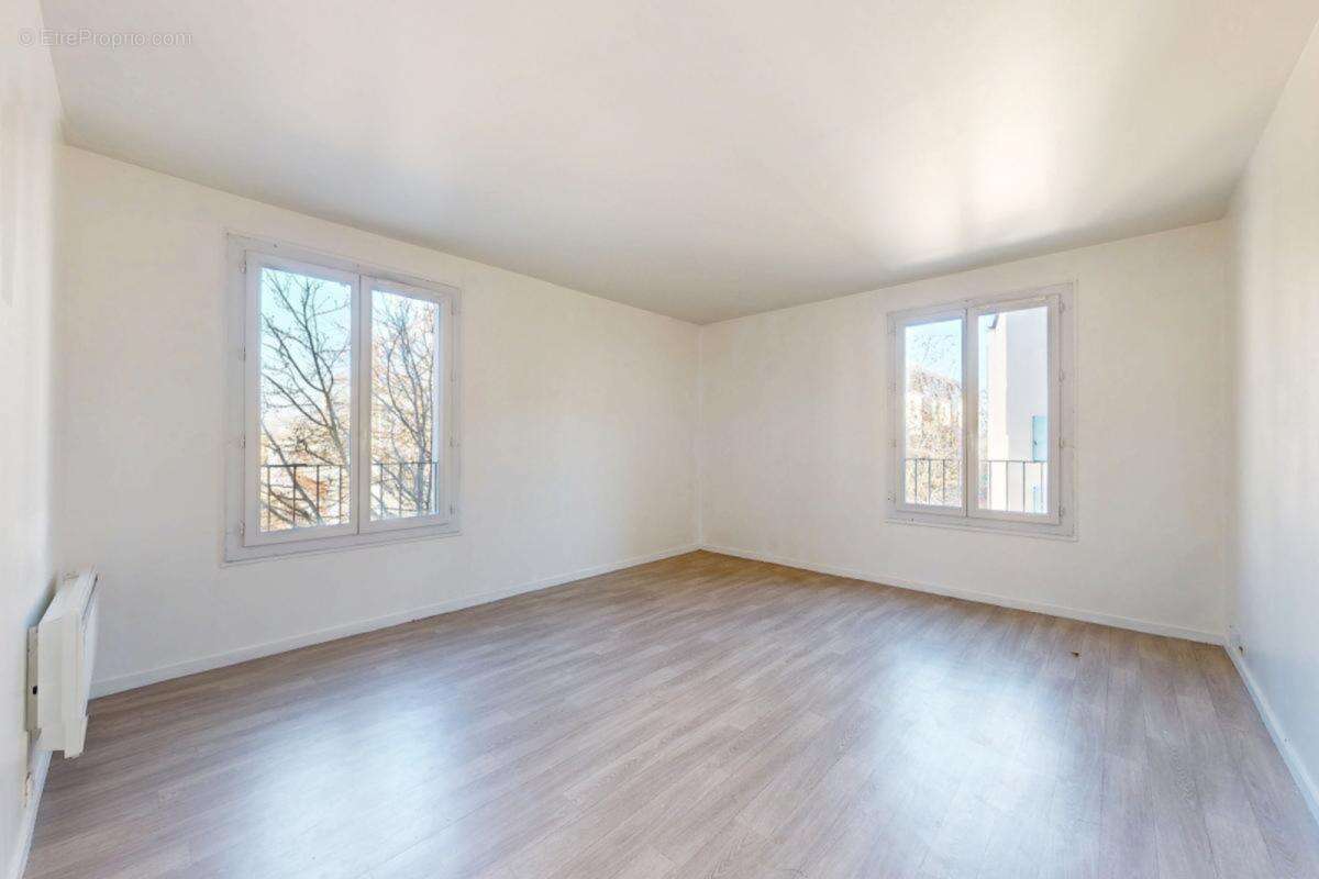 Appartement à RUEIL-MALMAISON
