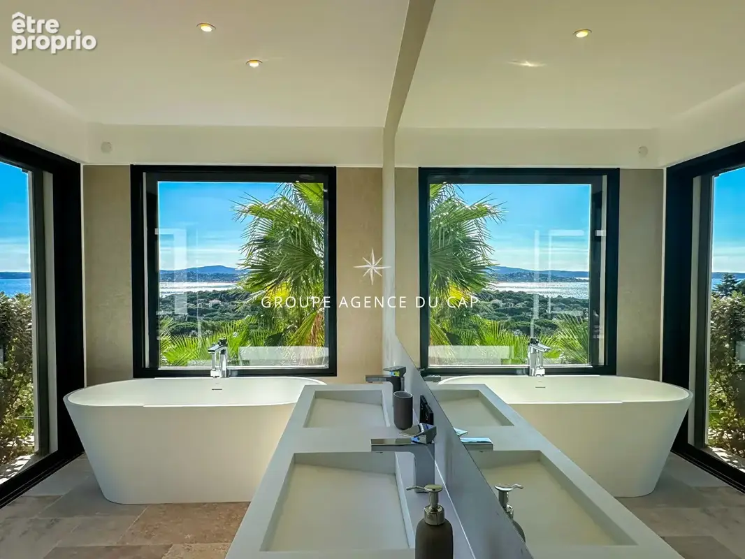 Les issambres villa luxueuse vue mer panoramique 7 chambres avec garage 4  voitures piscine intérieure et extérieure - photo 9
