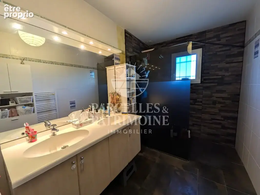 Lherm - Exclusivité - Maison de plain pied T5 avec garage et dépendance sur terrain de 606m² - photo 9