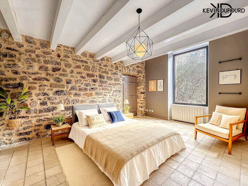 Maison à AUBENAS