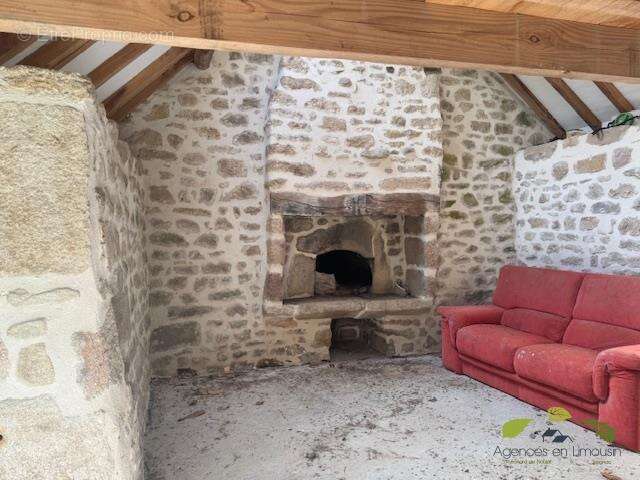 Maison à TREIGNAC