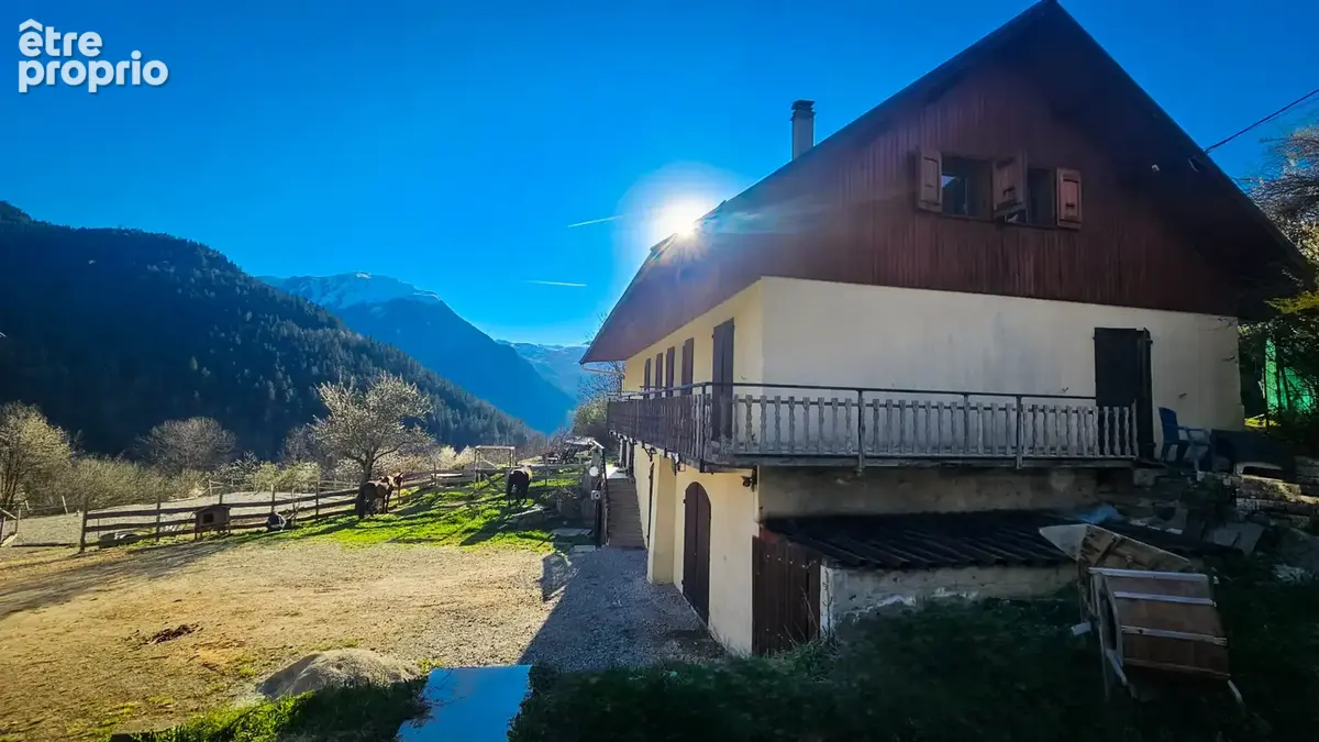 Maison sur bas du village d' Albiez le Jeune - photo 11