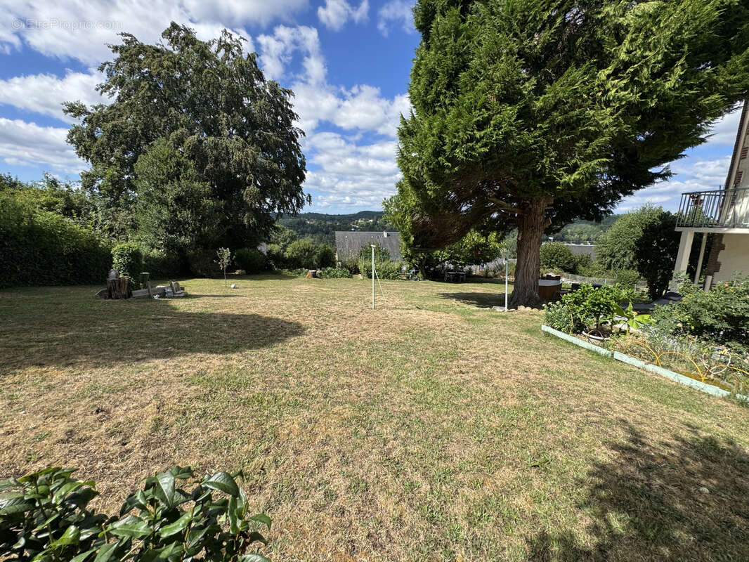 Maison à Ussel en CORREZE - photo 10