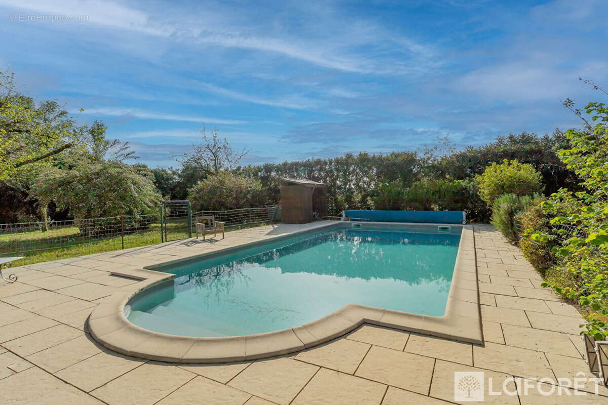Maison 5 chambres + piscine  avec appartement T2 - photo 17