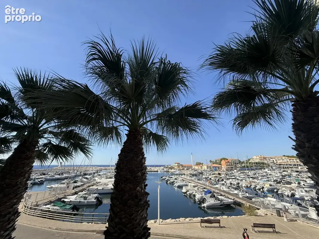 Appartement t3 avec vue sur le port en rez-de-chaussée - photo 8
