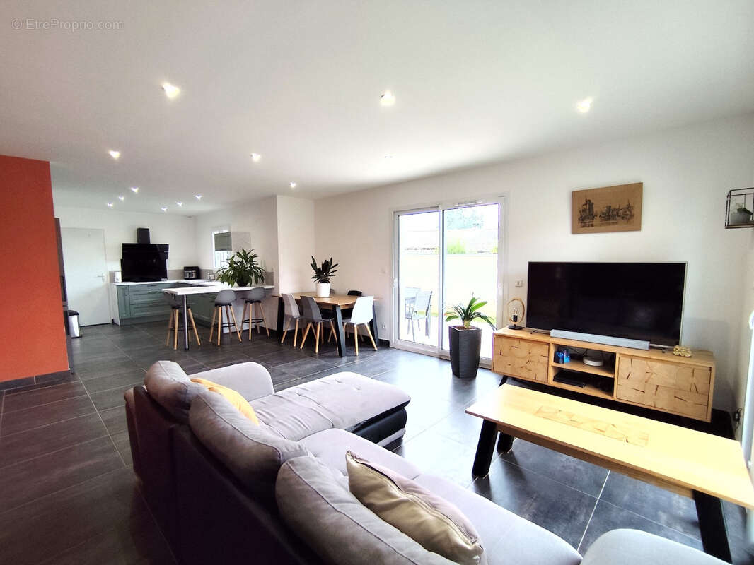 Maison à ROUSSILLON